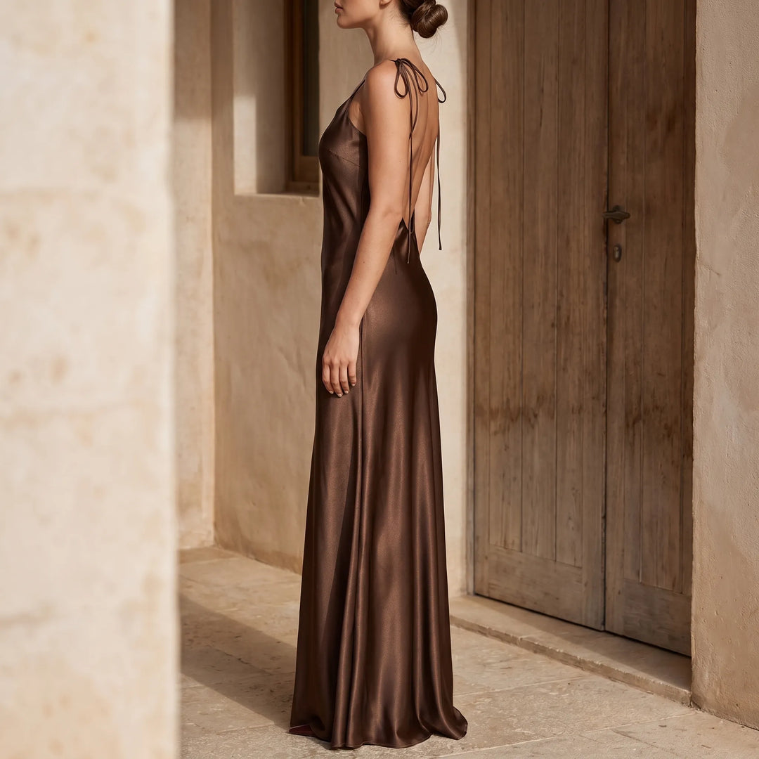 Elegant women's backless floor-length slip dress, perfect for evening events & formal parties.