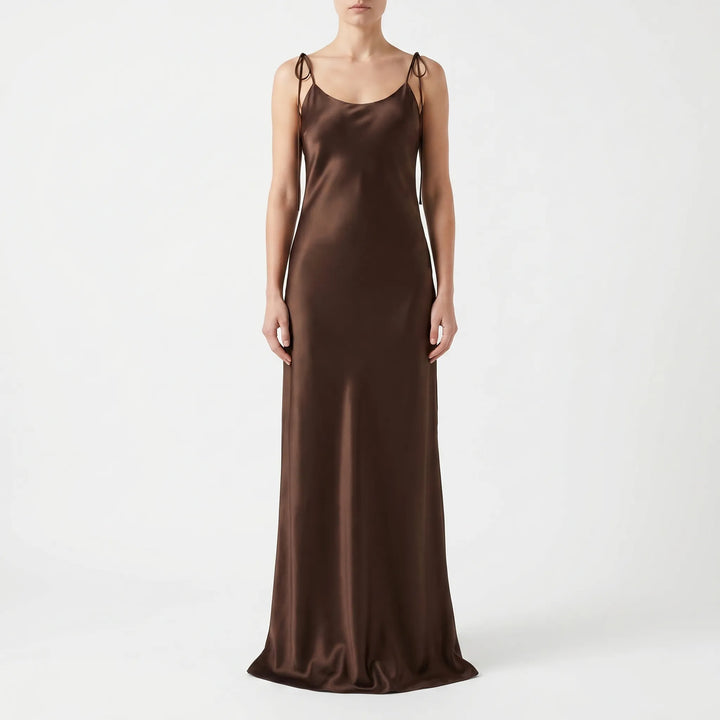 Stylish v-neck backless maxi slip dress for women, ideal for elegant evening and summer occasions.