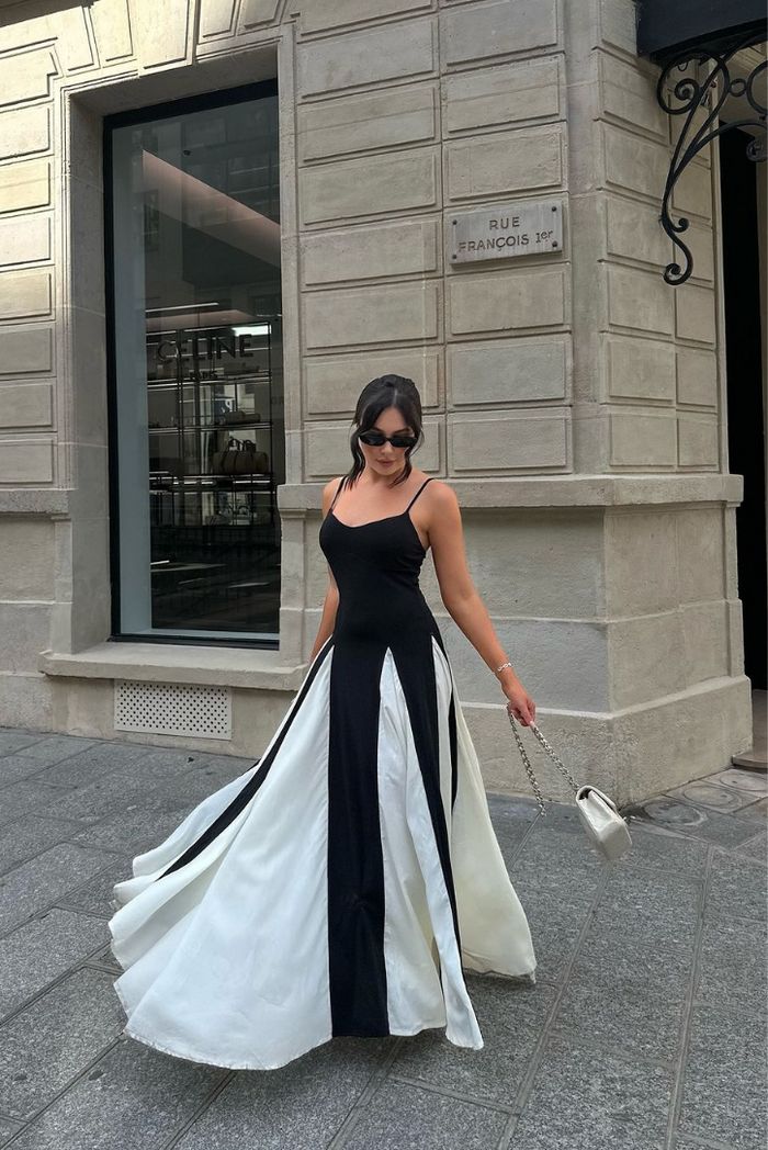 Black & White Contrast Elegant Maxi Dress. Women's sleeveless formal wear for special occasions.