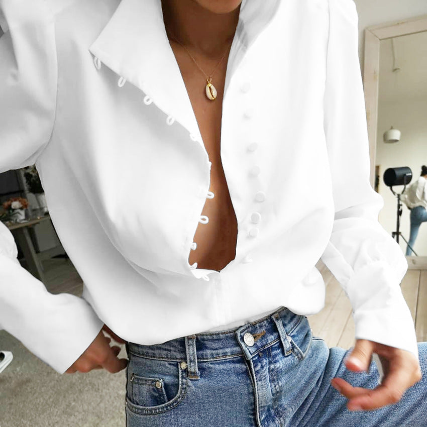 Sophisticated women's long-sleeve blouse. Classy button-front design, ideal for workwear & everyday fashion.