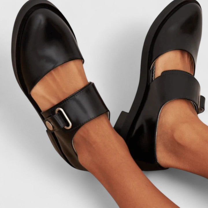 Sophisticated women's classic low heel shoes for ultimate comfort. Timeless design perfect for elegant everyday wear.