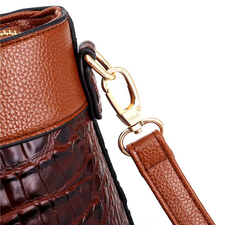 Women's croc embossed shoulder bag, a vintage-style luxury handbag perfect for versatile fashion.