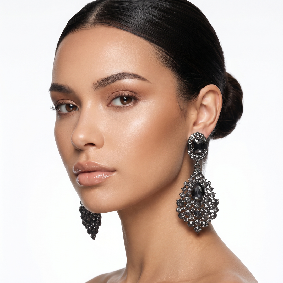 Sparkling rhinestone drop earrings for women, ideal evening jewelry for parties and special occasions.