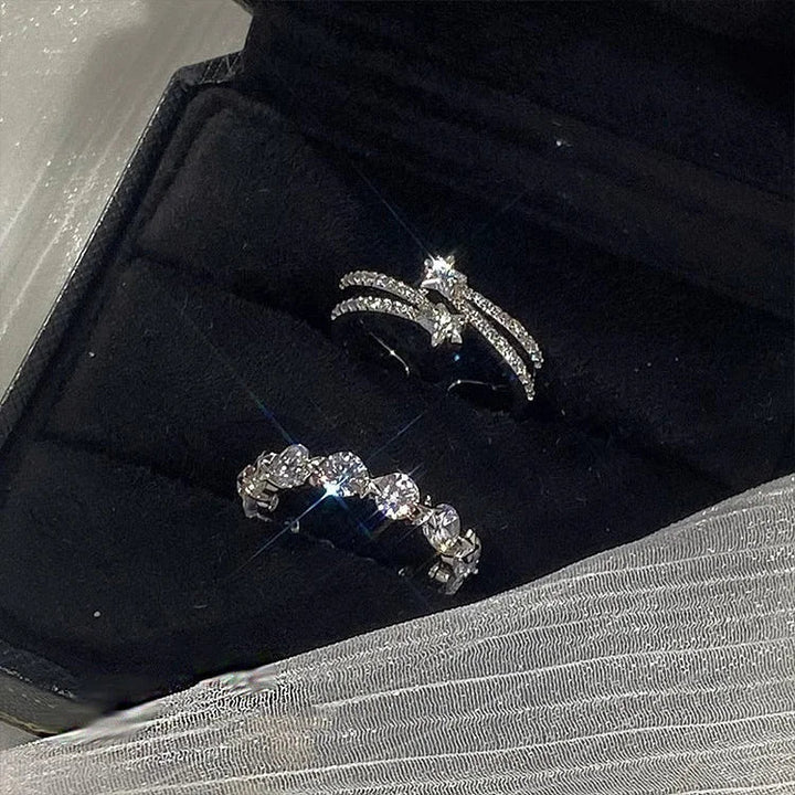 Stackable silver women's star ring set, double-layered for an elegant, fashionable look with sparkling zirconia.