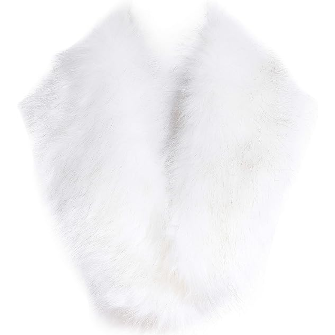 Elegant women's Daisy faux fur neck warmer, soft and luxurious, perfect for cold weather