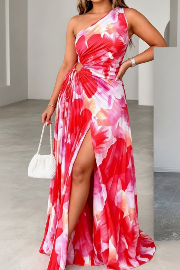 Elegant women's floral halter neck maxi dress with keyhole detail, perfect for summer vacations or parties.
