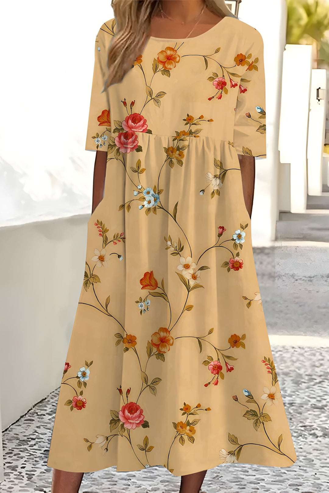 Elegant women's floral midi wrap dress, perfect for spring/summer. Versatile day-to-evening style with a flattering fit.