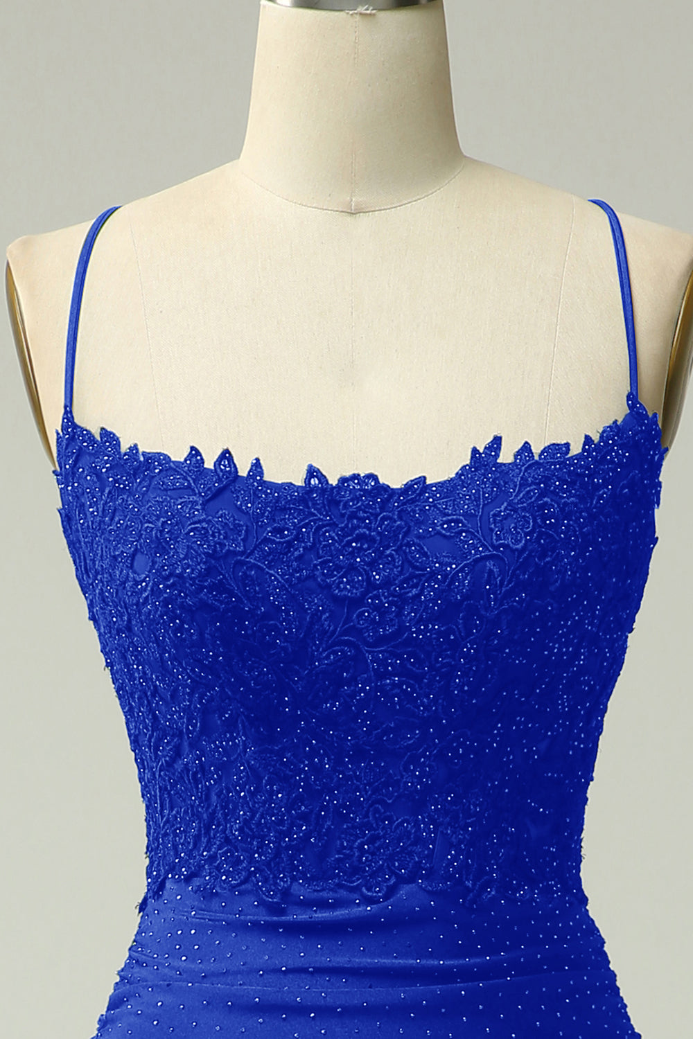 Designer women's prom gown, elegant halter neck, exquisite mermaid cut.