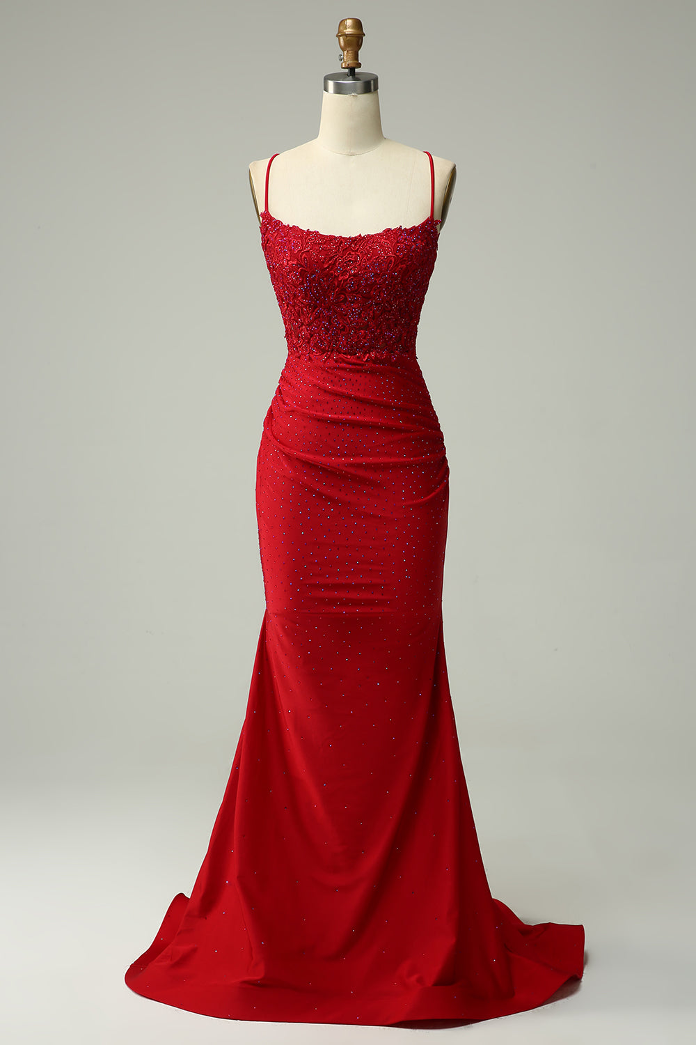 Glamorous women's evening dress, elegant halter neck, flattering mermaid silhouette.
