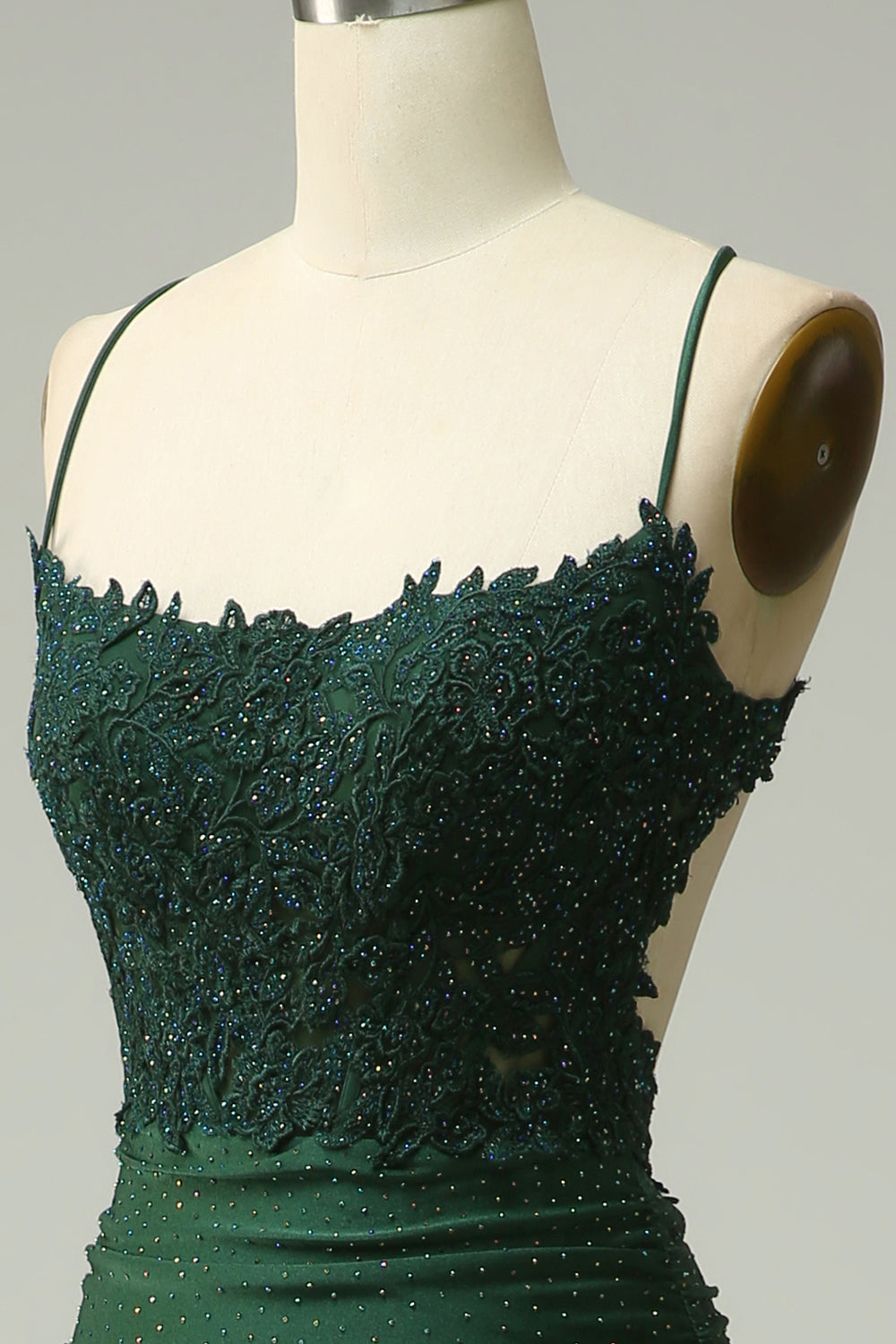 Sophisticated women's ball gown, elegant halter neck, figure-hugging mermaid style.