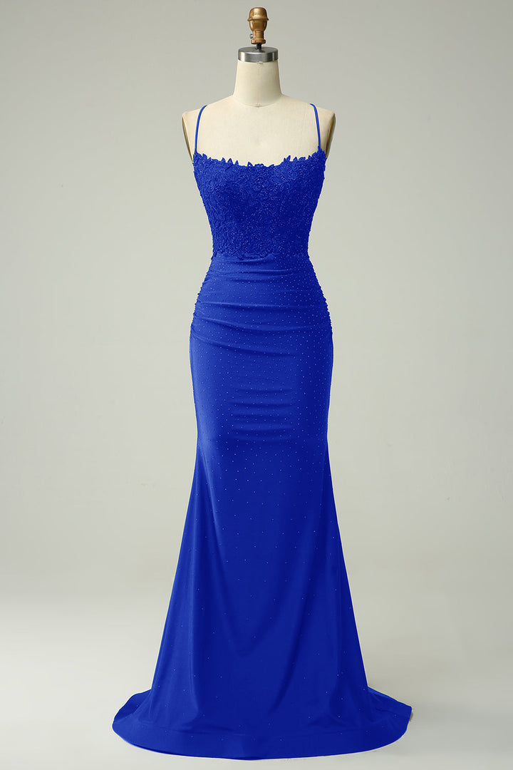 Classic women's formal gown, elegant halter neckline, luxurious mermaid silhouette.