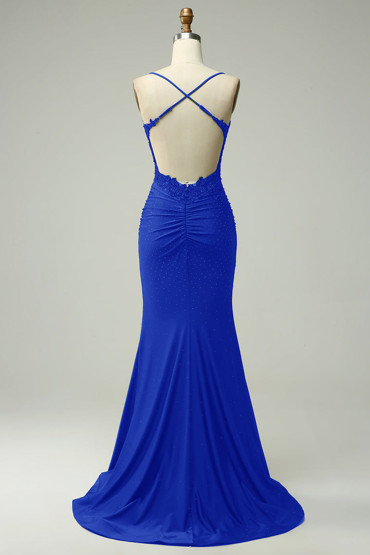 Women's special occasion dress: stylish halter neck, flowing mermaid skirt.