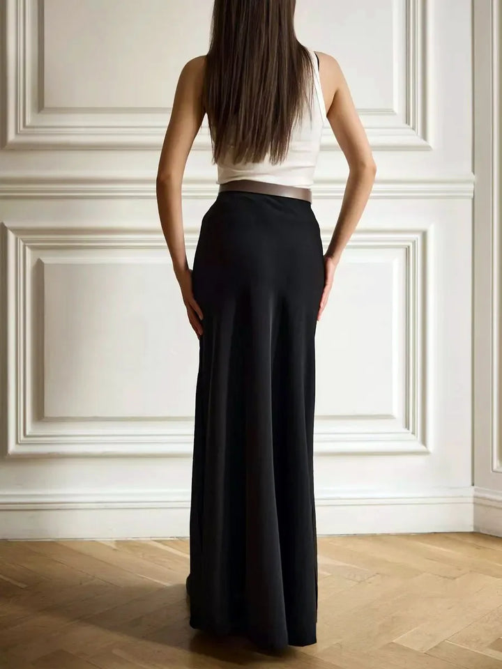 Chic evening wear: high waist fishtail maxi skirt for women.