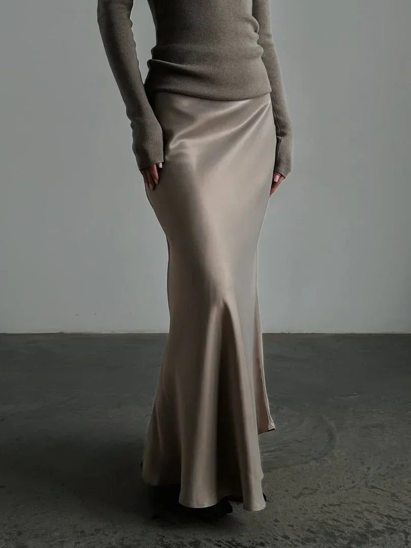 Chic women's formal fishtail maxi skirt, perfect for a gala evening.