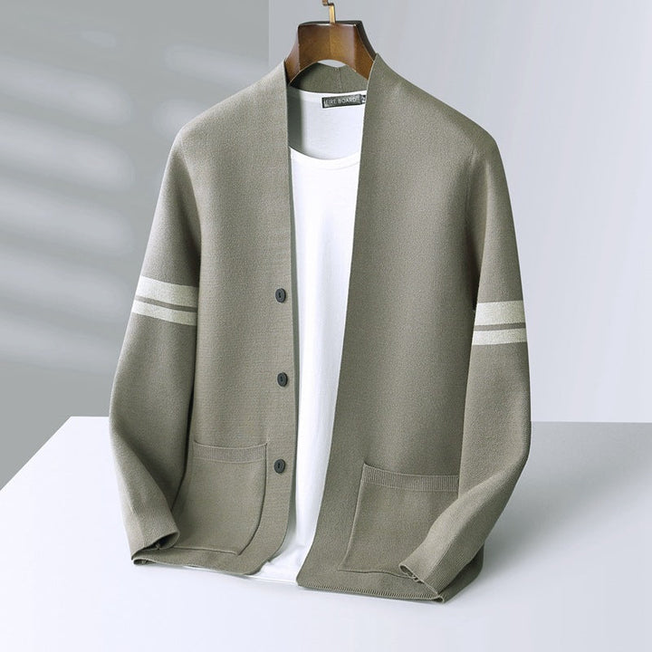 Soft women's knit cardigan, elegant long-sleeve layer for sophisticated style, cozy comfort & warmth.