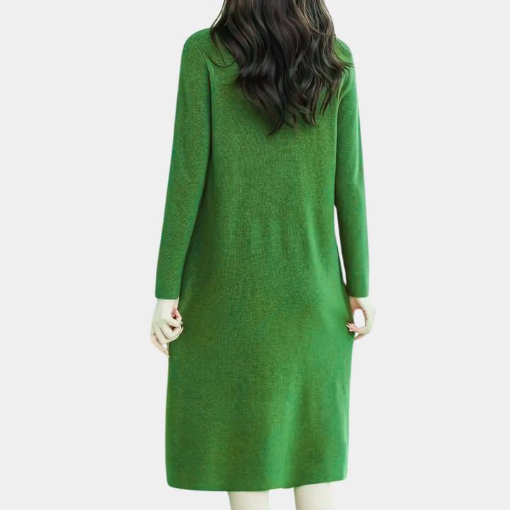 Flattering knit midi dress for women. Elegant, comfortable fall dress. Chic style, versatile for everyday or special events.