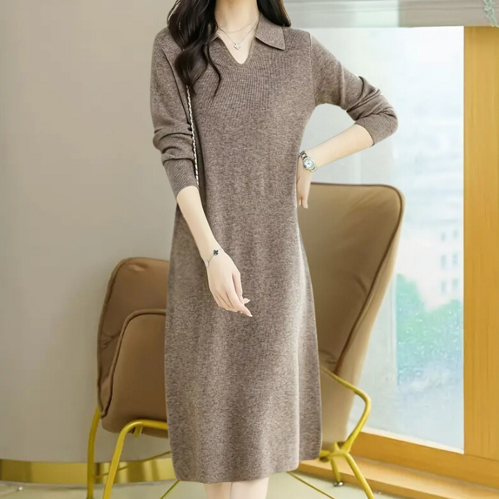 Fashionable knit midi dress for women. Elegant, comfortable style for fall/winter. Versatile everyday & chic attire.