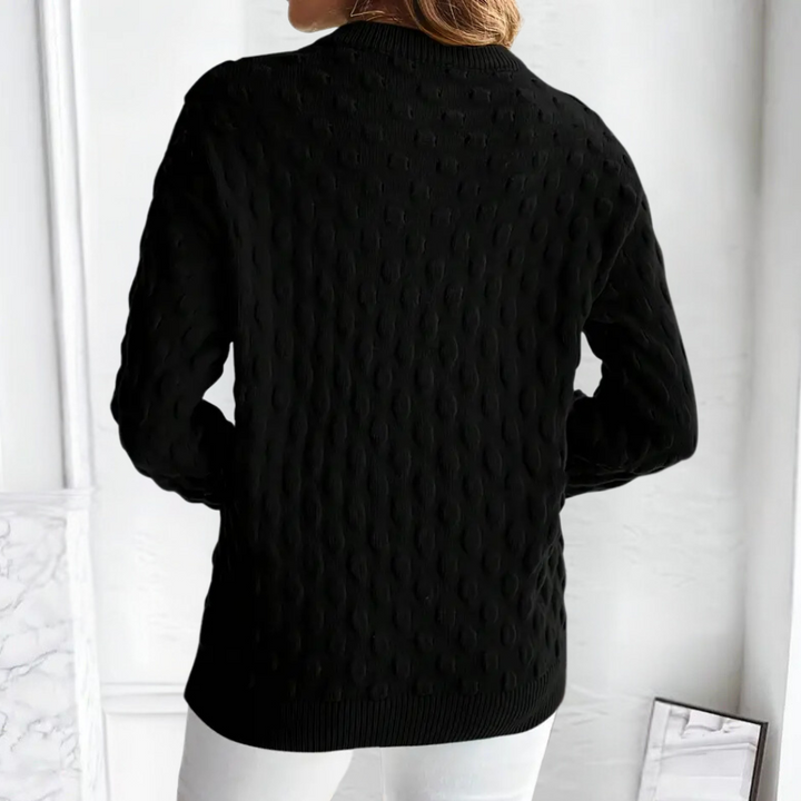 Women's stylish Noa knit sweater, elegant long-sleeve pullover. Comfortable fall fashion & winter style.