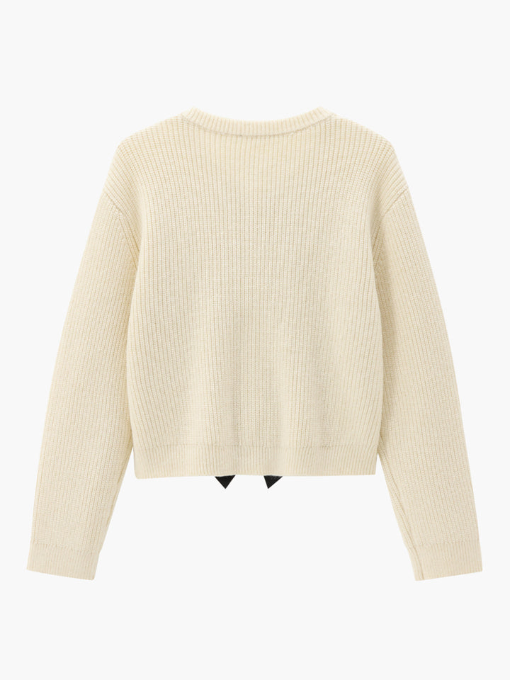 Cozy women's long sleeve bow sweater, versatile knit jumper for elegant fall and winter outfits.