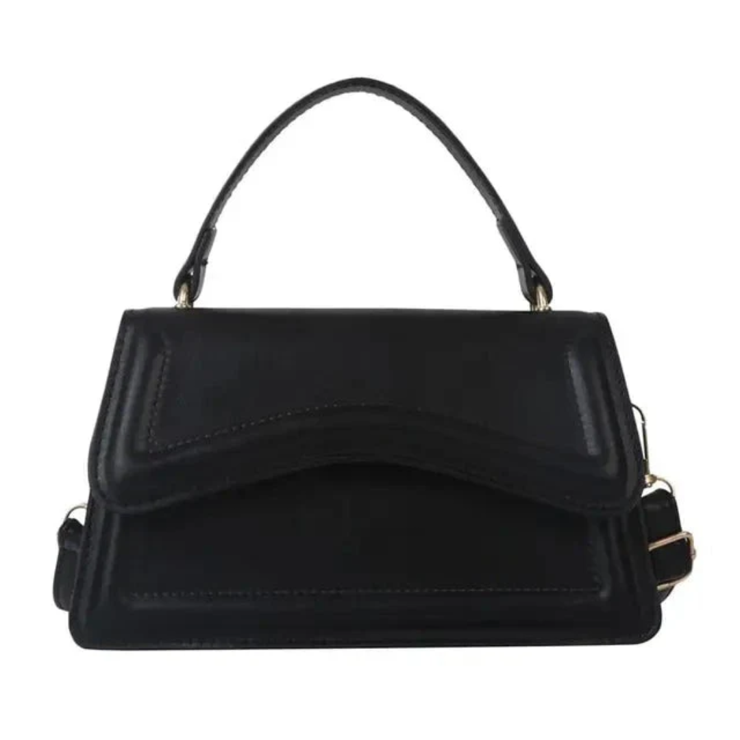 Women's elegant leather shoulder bag, stylish, premium quality, perfect everyday fashion accessory.