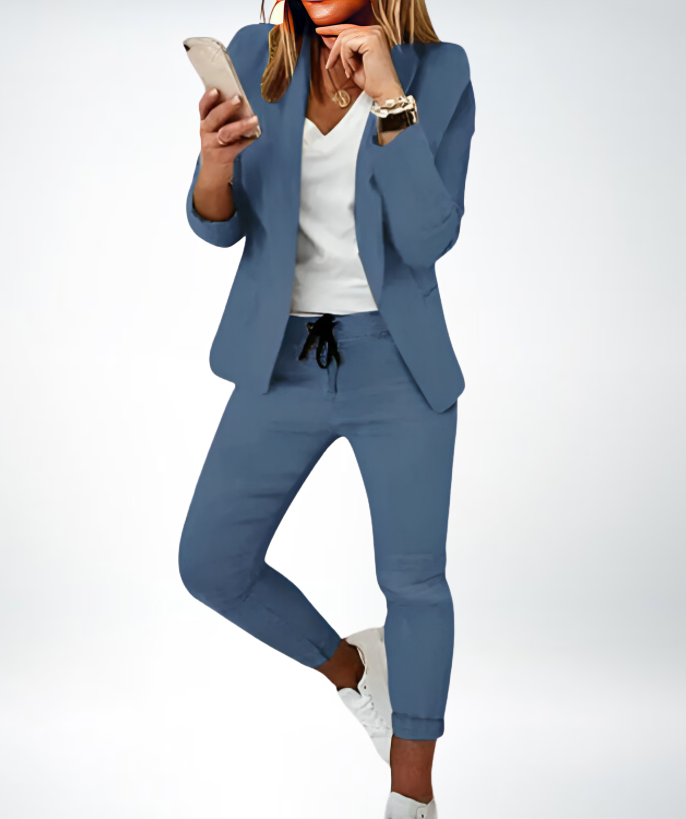 Elegant women's Livia two-piece trouser suit set with blazer & straight-leg pants, ideal for office or dressy events.