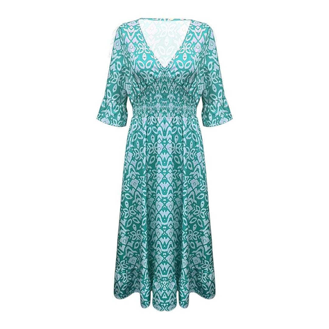 Stylish women's long floral V-neck maxi dress, perfect for an elegant and comfortable summer.