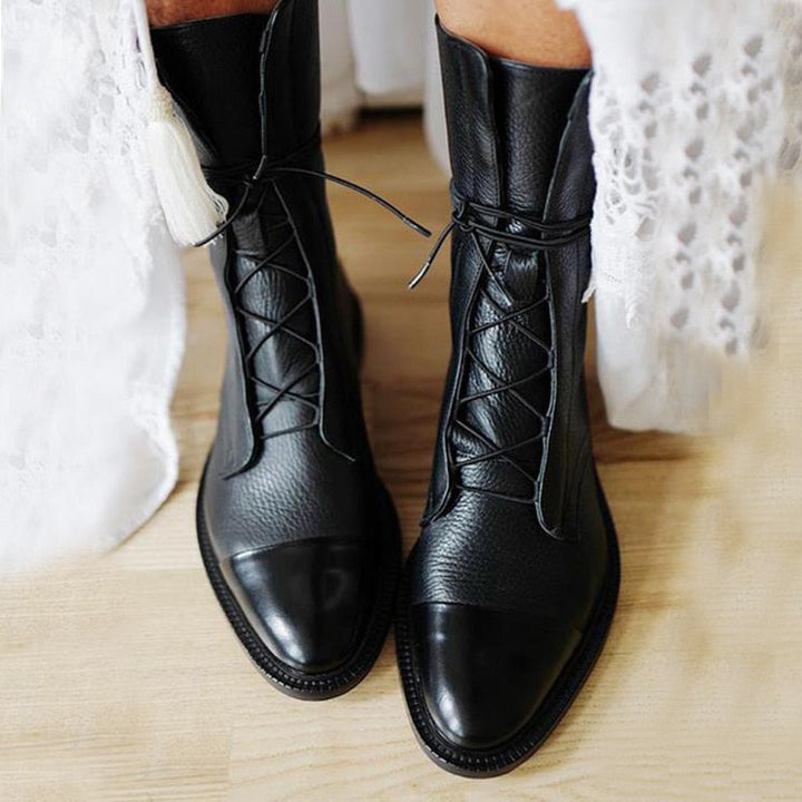 Elegant women's luxury heel boots, perfect for formal events or trendy casual style.