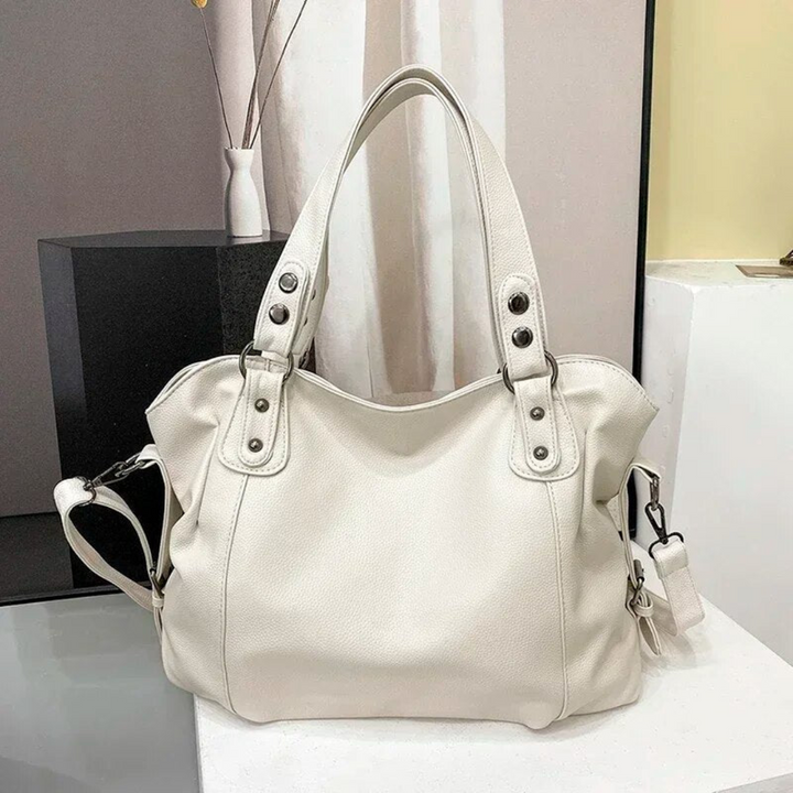Premium leather shoulder bag for women. Designer quality, elegant & chic, perfect as an everyday luxury tote.
