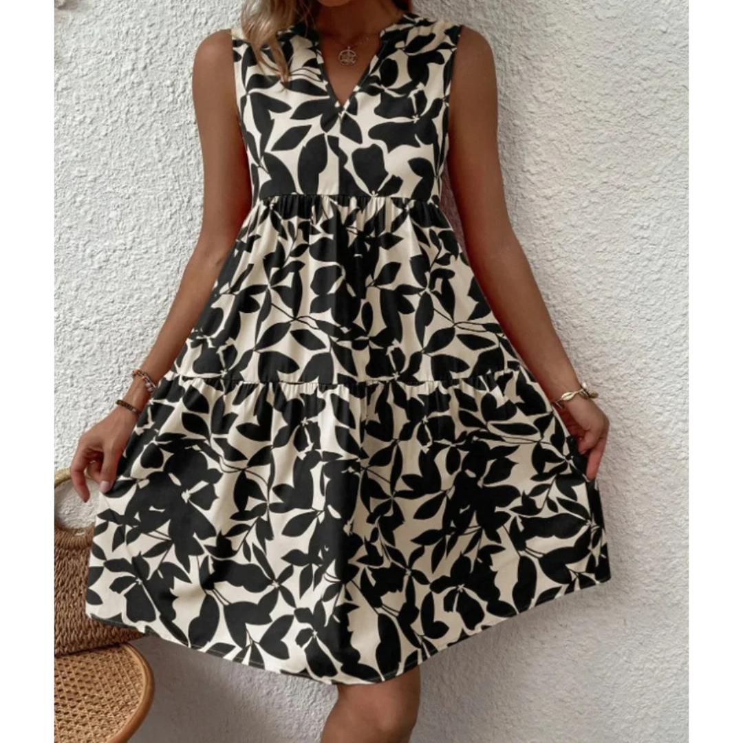 Chic women's midi dress, ideal for eveningwear or casual style; comfortable & effortlessly elegant.