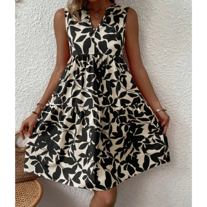Chic women's midi dress, ideal for eveningwear or casual style; comfortable & effortlessly elegant.