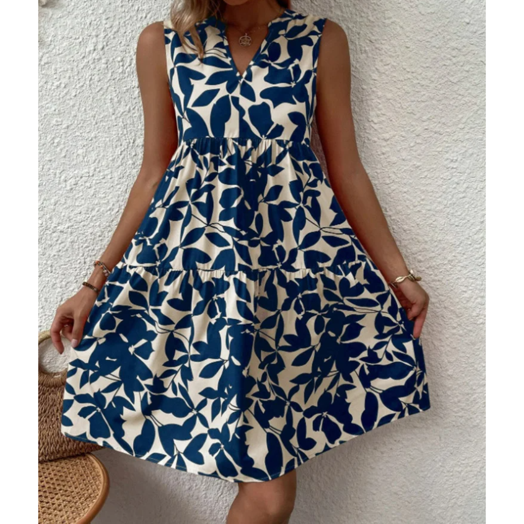 Stylish women's elegant midi dress for various occasions, featuring a comfortable fit and modern design.