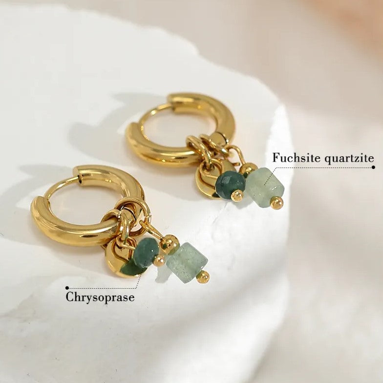 Stylish natural stone gold hoop earrings for women, an elegant and unique jewelry piece, ideal for any occasion.