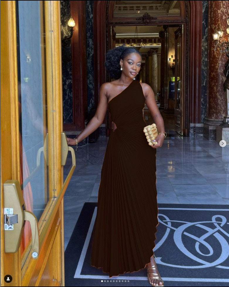 Fashionable women's elegant one shoulder maxi dress, pleated design for evening parties & special occasions.