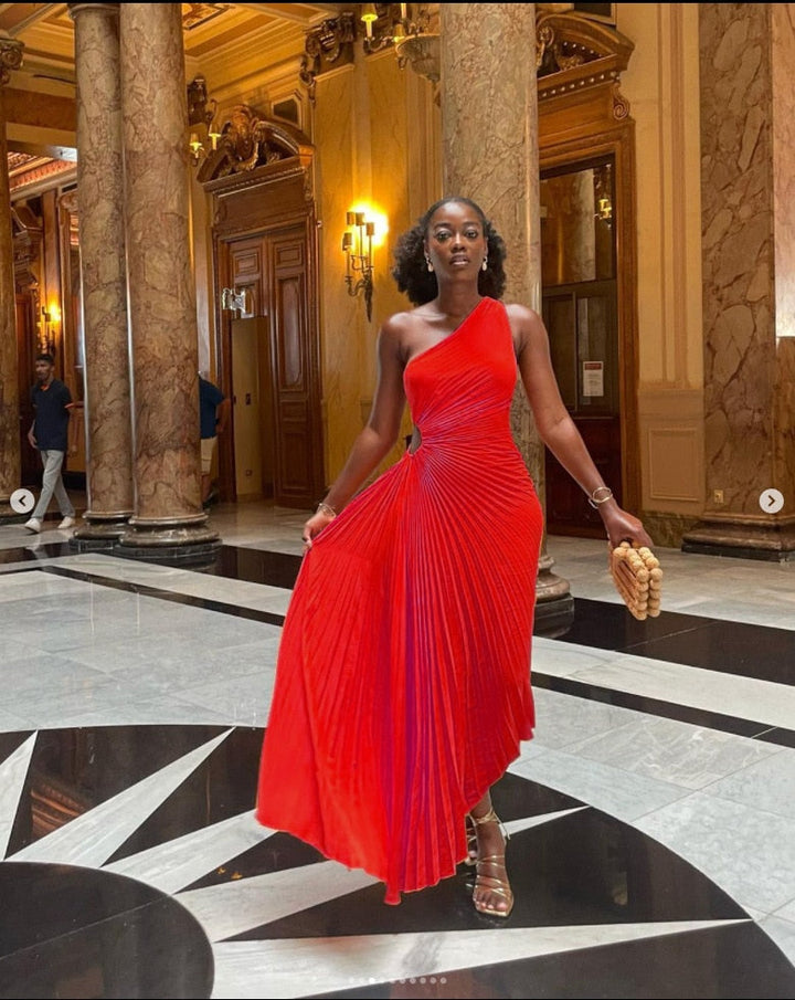 Graceful women's one shoulder pleated maxi dress, a sleeveless choice for elegant formal wear & parties.
