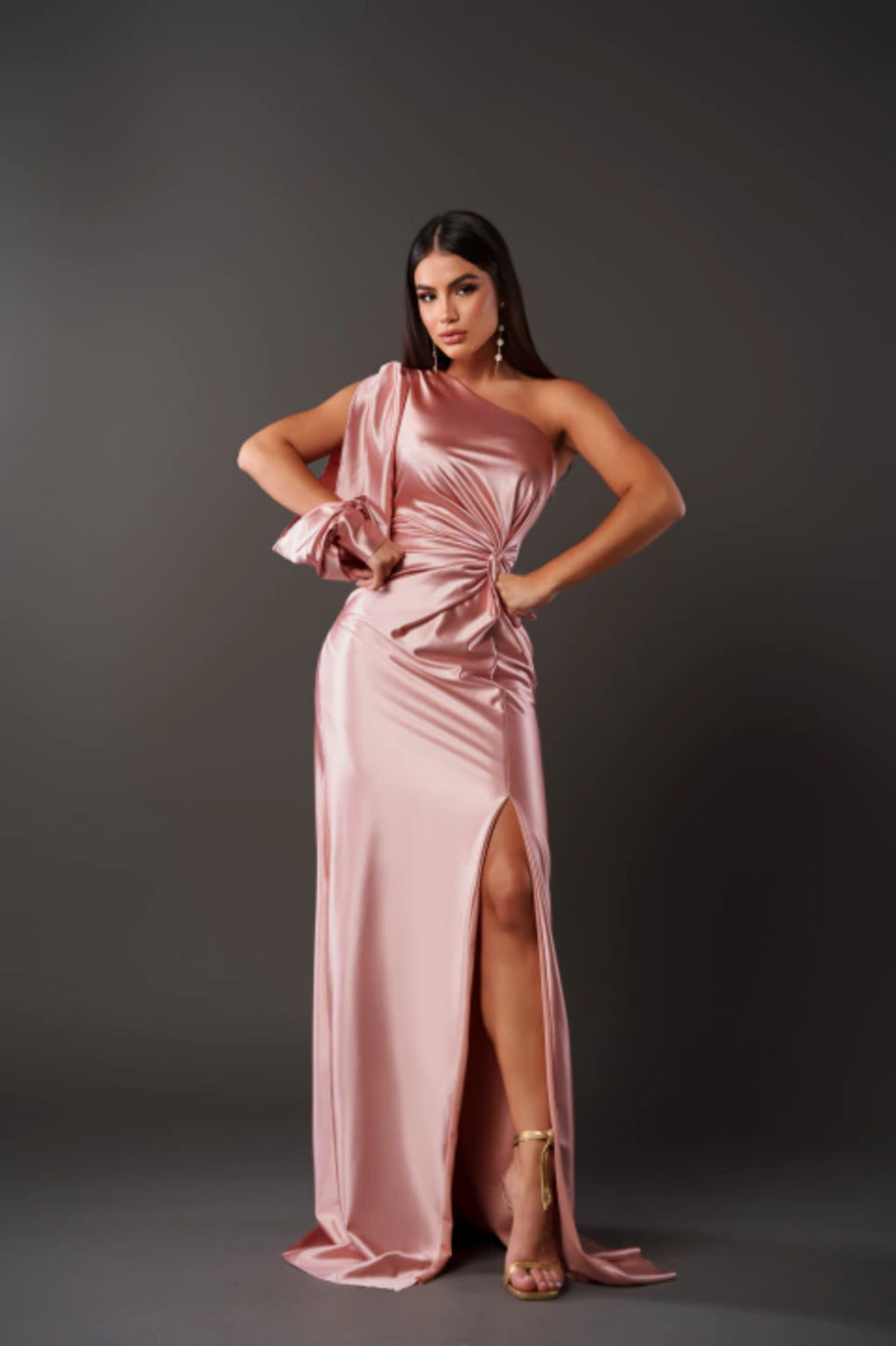 Women's elegant one-shoulder satin evening dress, flowing drape gown for formal parties.