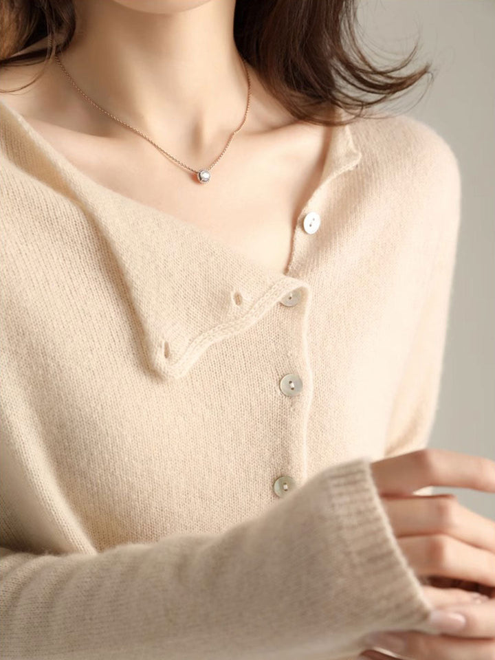 Stylish women's open-front cardigan. Elegant knitwear for a cozy, chic look in any season.