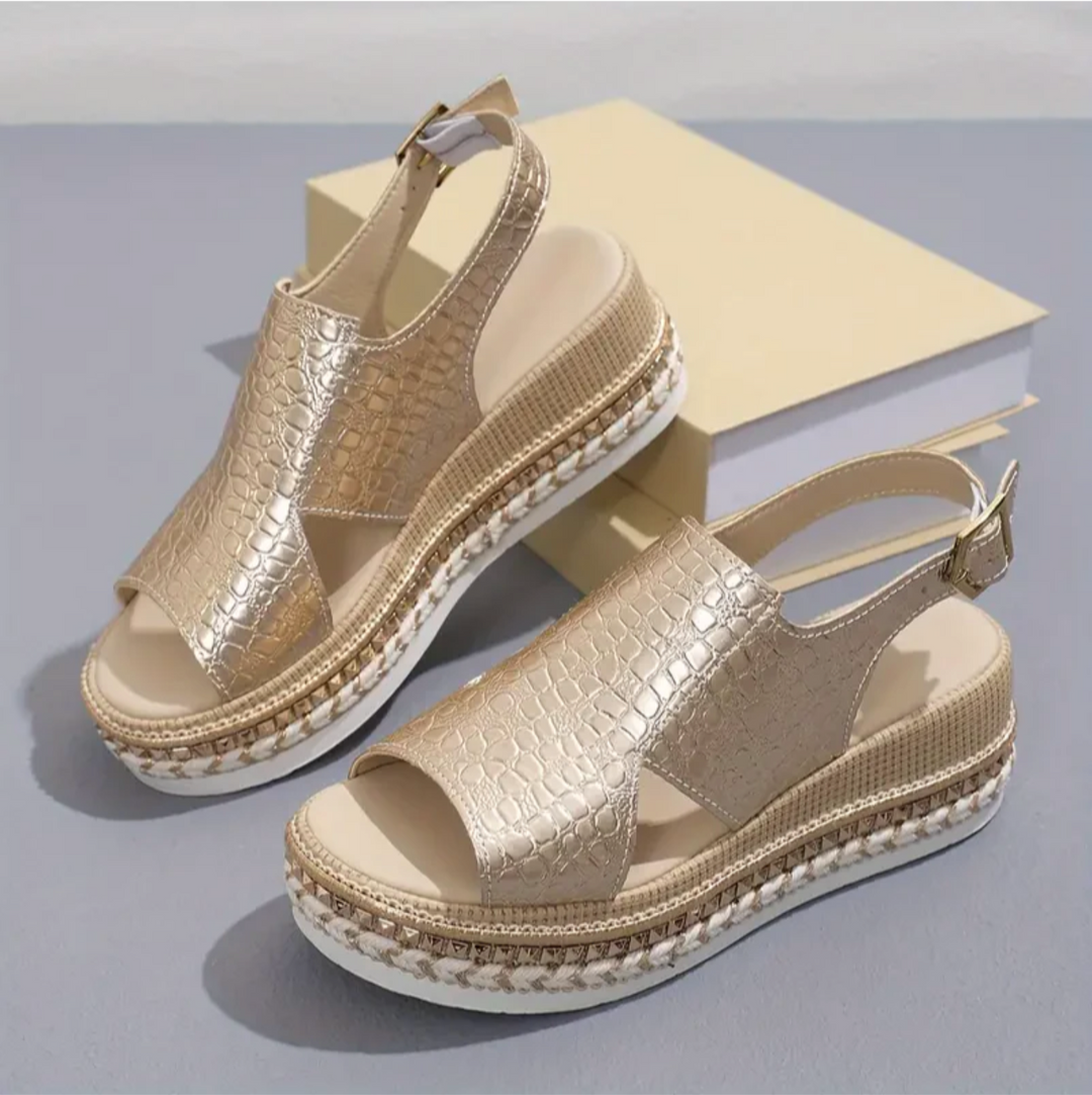 Stylish women's heeled orthopedic sandals featuring an adjustable strap for a custom, supportive fit.