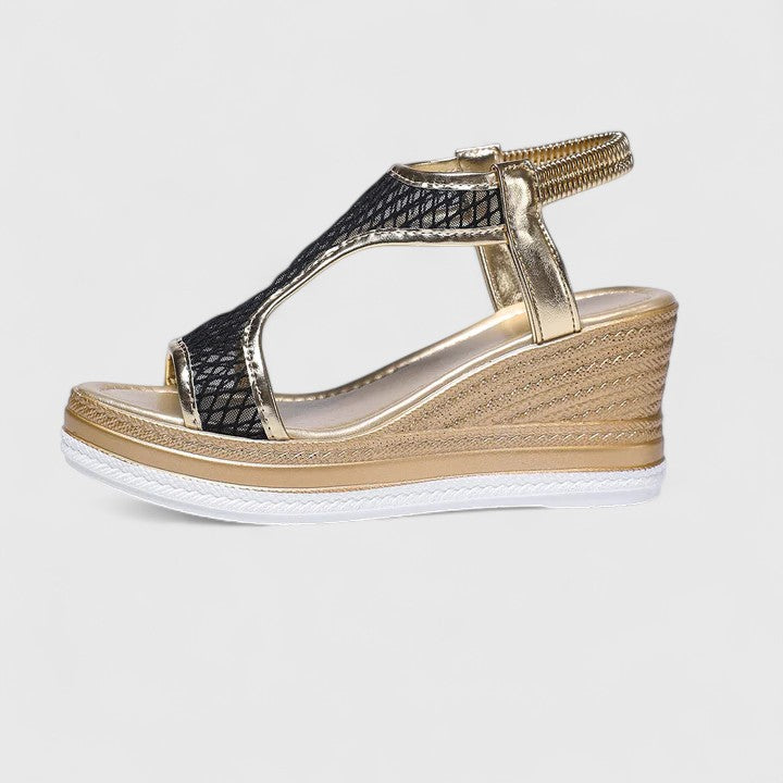 Stylish orthopedic sandals for women, offering ergonomic arch support & all-day comfort.