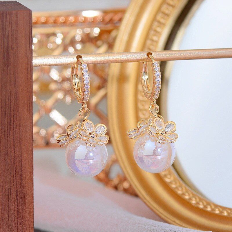 Timeless women's jewelry: elegant pearl drop earrings, a classic accessory & perfect gift with sterling silver.