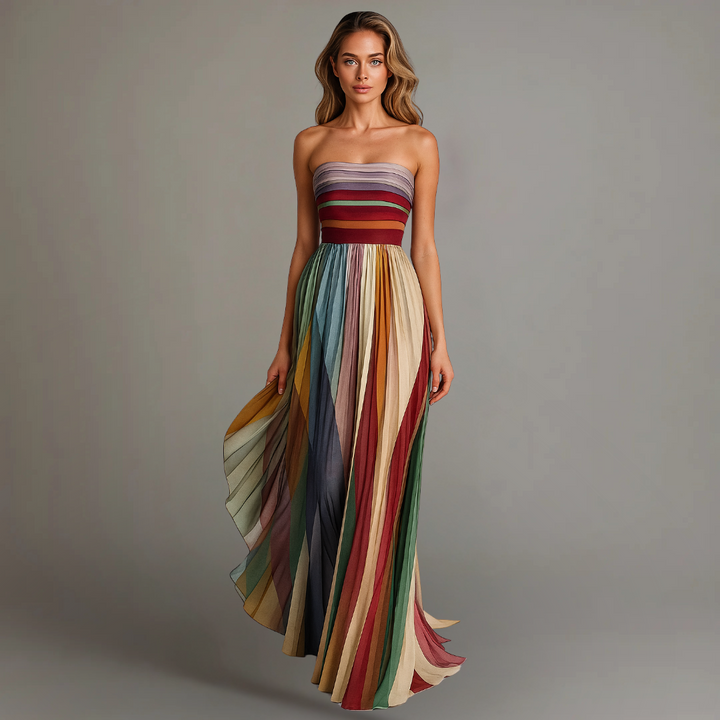Elegant women's pleated strapless maxi dress, perfect for evening parties & special occasions. Flowy silhouette.