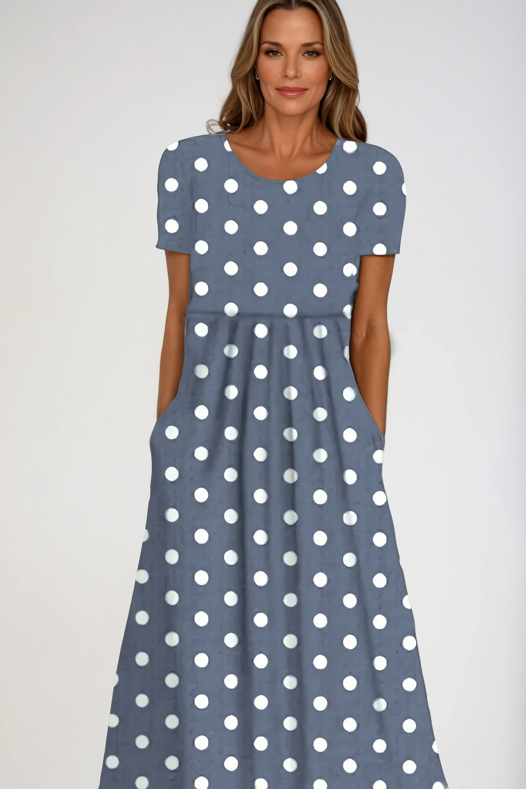 Long printed maxi dress for women, an elegant and modest evening gown. Ideal for parties and special occasions.