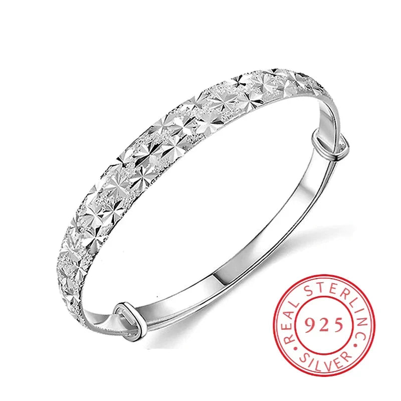 Sterling silver Radiant Star Armband Bracelet for women, elegant adjustable jewelry with a celestial star design.