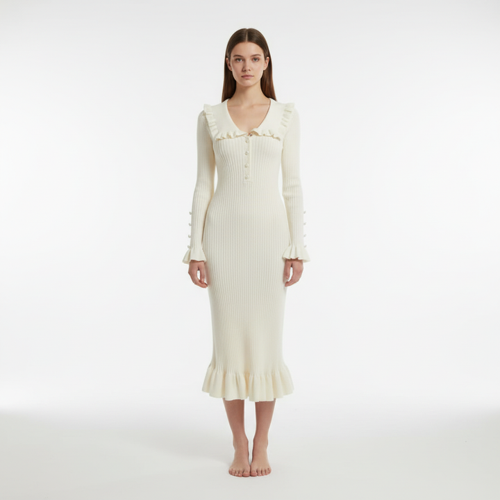 Textured knit maxi dress for women, with elegant ruffles and a high-waist design, a must-have autumn/winter piece.