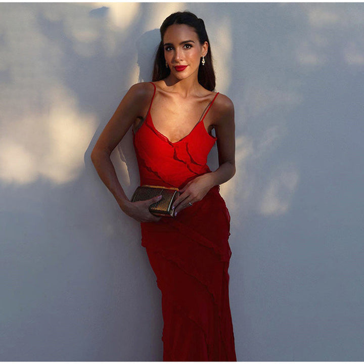 Sophisticated women's maxi dress with charming ruffles, suitable for wedding guests or evening parties.