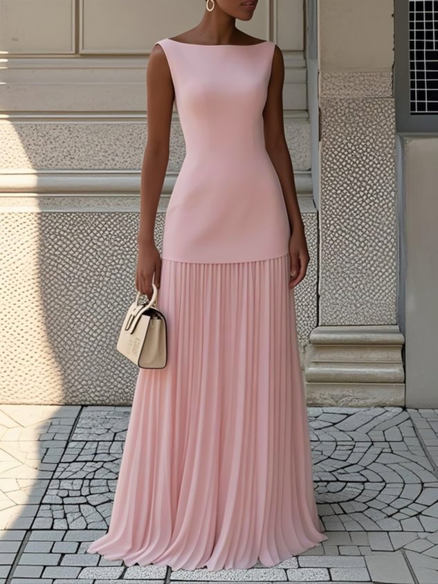 Stylish women's long pleated cocktail dress. Sleeveless design, ideal for special occasions.