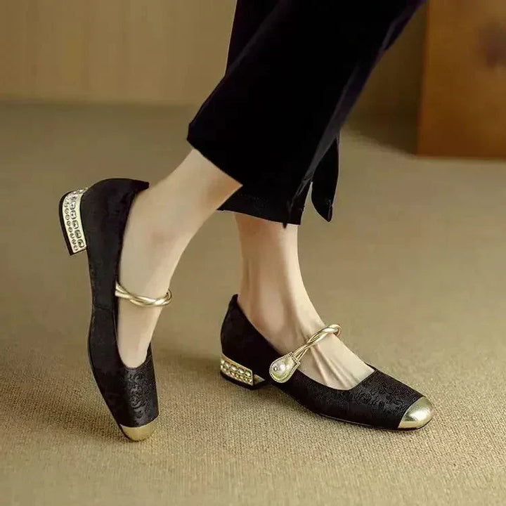 Comfortable vintage-style Mary Janes for women, sparkling finish, pearl strap, low block heel.