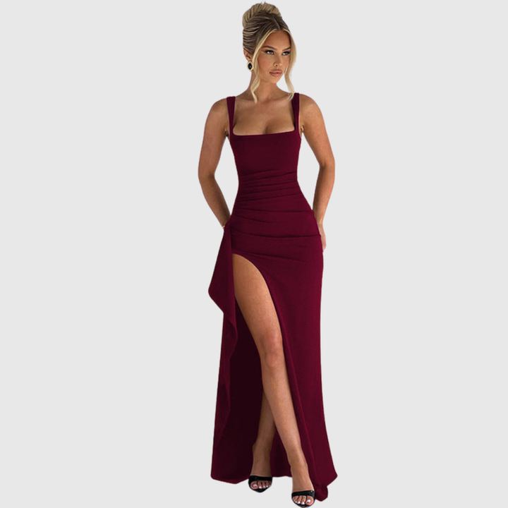 Stunning party dress: women's bodycon design with square neck & elegant thigh slit, perfect for dances.