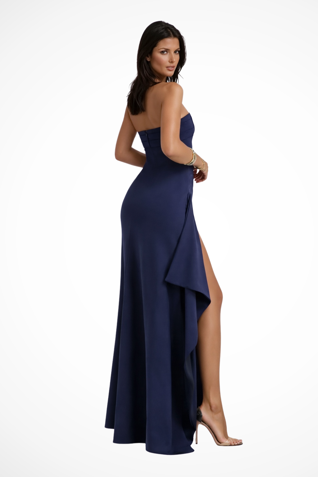 Sophisticated women's strapless evening gown. This maxi dress boasts an elegant high slit, perfect for galas.