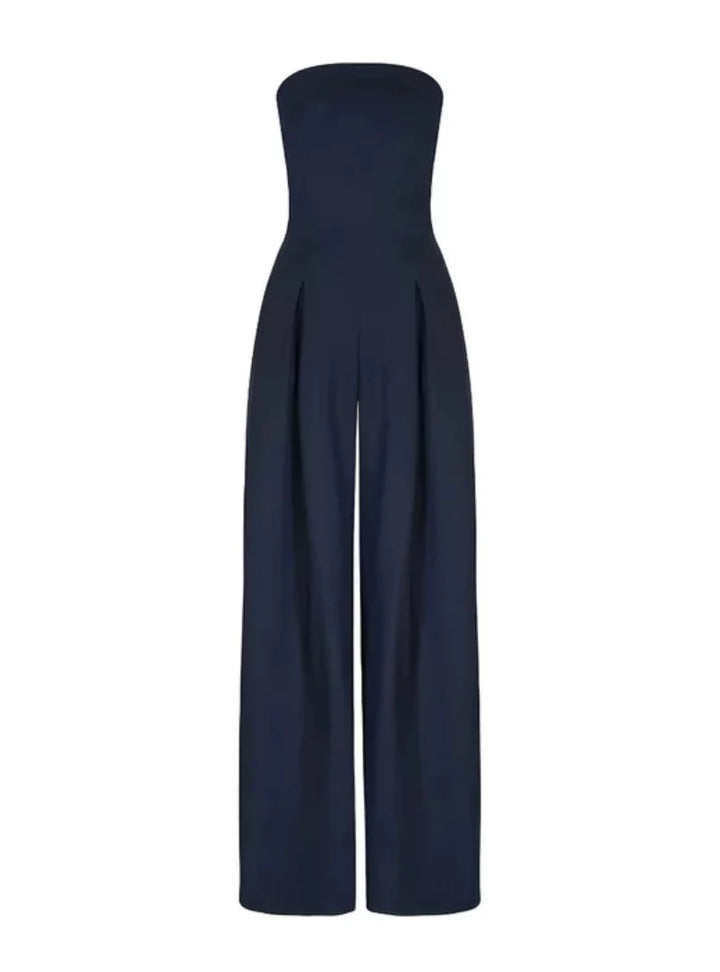 Versatile women's elegant strapless jumpsuit with wide legs, comfortable for sophisticated evening wear.