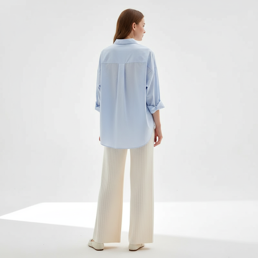 Comfortable and versatile three-piece cardigan set for women, ideal for an elegant winter outfit.